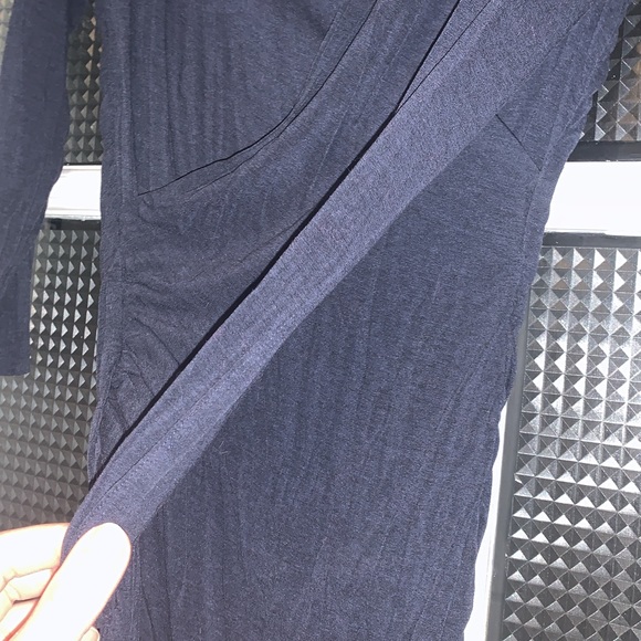 🤍 3/25$ Theory midi dress - Picture 3 of 4